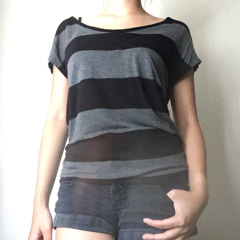 Black & Gray Striped Short Sleeve Tunic Top